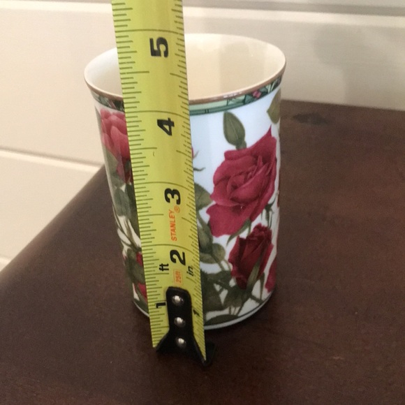 SALE ✅✅🎂Set of 2 Royal Bone Coffee/Tea - Picture 9 of 11